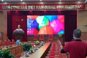 Màn hình led phòng hop tại hòa bình