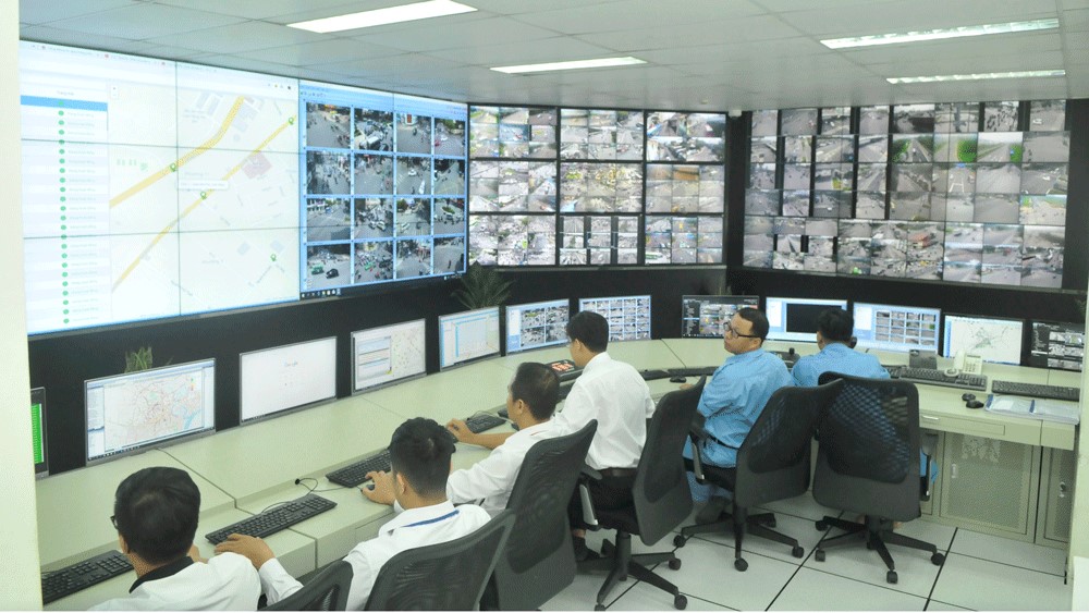 giám sát và quản lý giao thông trên màn hình ghép