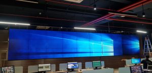 Hệ thống màn hình ghép hoàn chỉnh được HCOM triển khai thực hiện