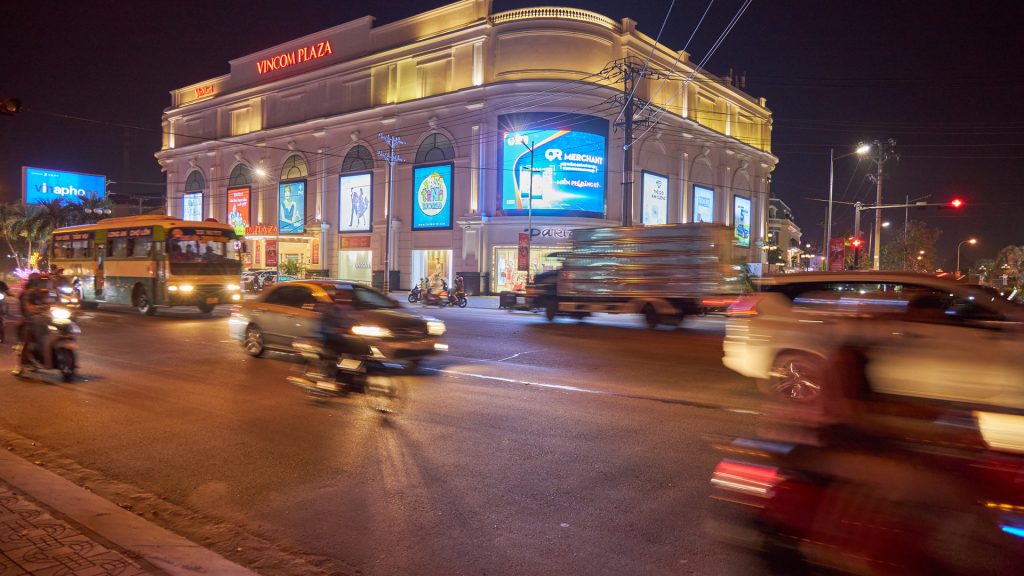 Màn hình LED ngoài trời tại Vincom Long An