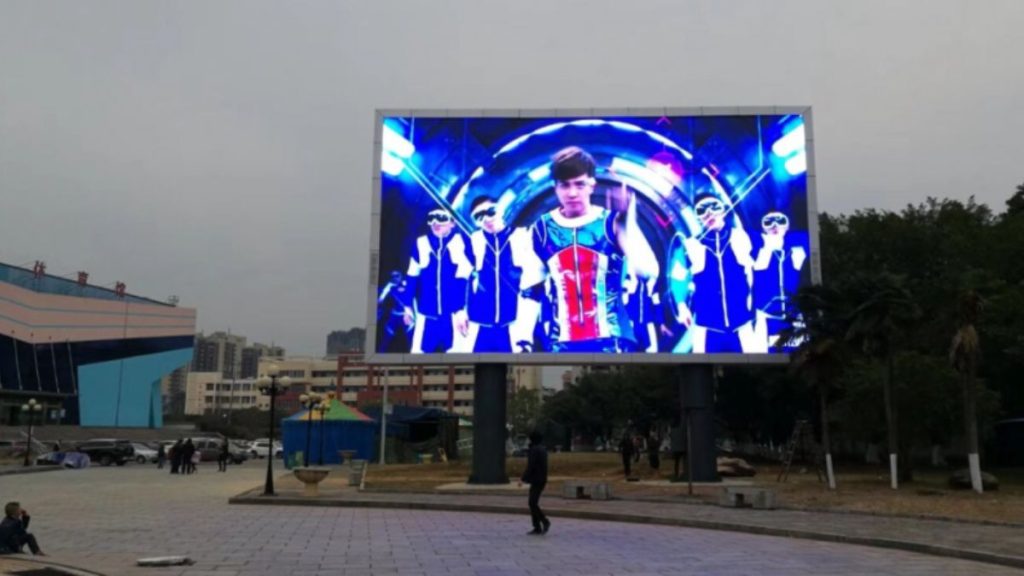 man hinh led ngoai troi tai binh dinh