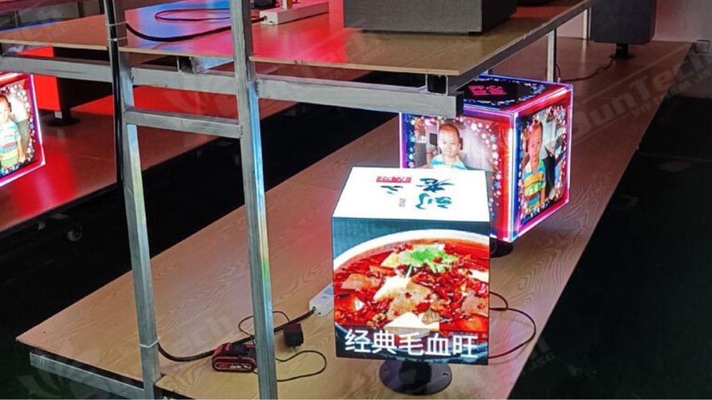 man-hinh-led-quang-cao-rubik