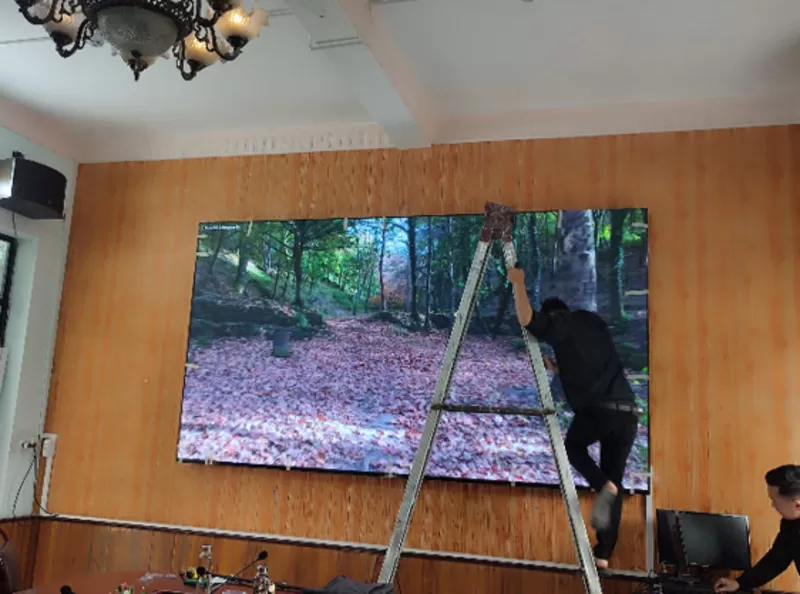 Màn hình LED P2 trong nhà