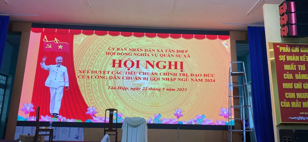 Màn hình LED P2 trong nhà