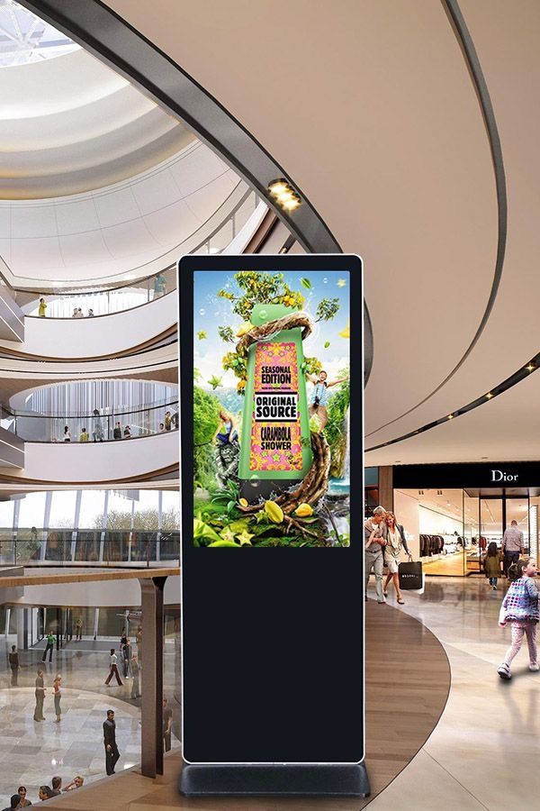 Standee LED là gì ? Giải pháp quảng cáo hiện đại