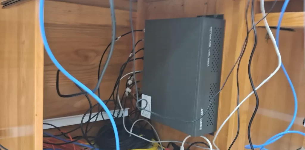 HCOM cung cấp giải pháp phòng điều khiển trung tâm tại Việt Trì