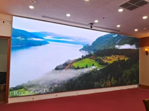 Dự án siêu màn hình LED P2 20m vuông cho hội trường