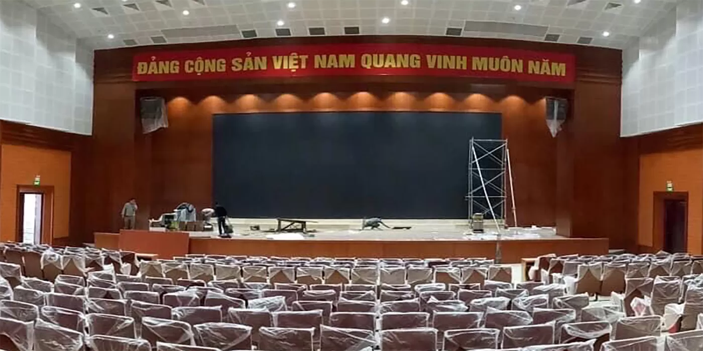 Màn hình LED 500 inch tại hội trường lớn