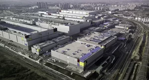 Nhà máy sản xuất chip của Samsung Electronics ở Pyeongtaek, tỉnh Kyunggi