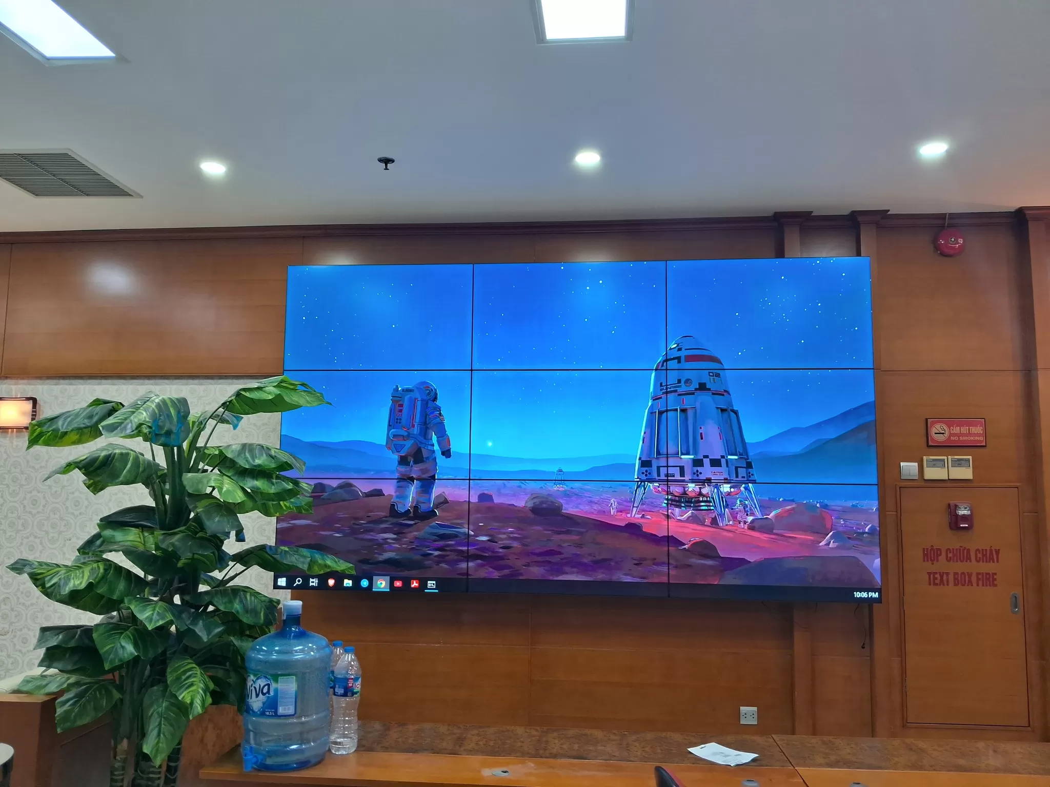 Màn hình ghép video wall chuẩn màu phòng điều hành