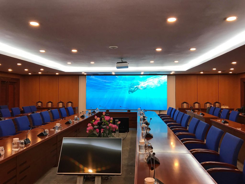 Màn hình ghép cho phòng họp